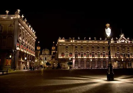 ホームステイ International Vandoeuvre-lès-Nancy